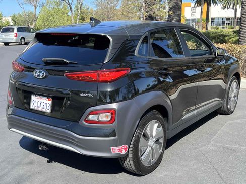Used 2021 Hyundai Kona SEL w/ Cargo Package FWD image 15