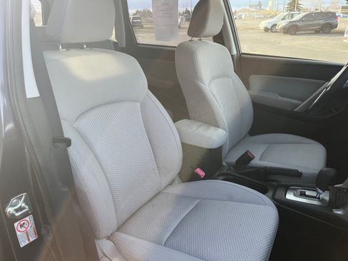 Used 2014 Subaru Forester 2.5i Premium w/ All-Weather Package AWD/4WD image 18