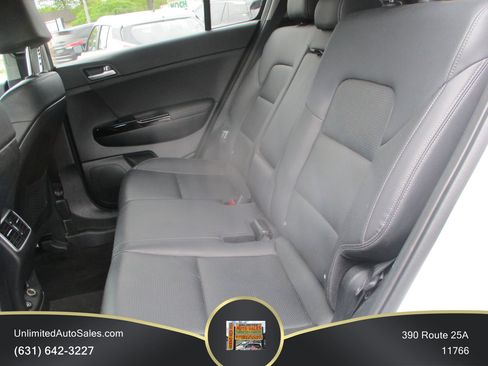 Used 2020 Kia Sportage EX AWD/4WD image 6