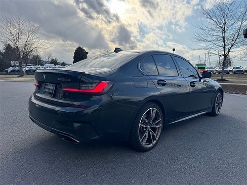 Used 2022 BMW M340i xDrive image 3