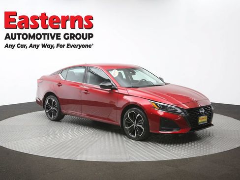 Used 2023 Nissan Altima 2.5 SR AWD/4WD image 47