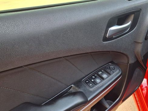 Used 2022 Dodge Charger SXT RWD image 6