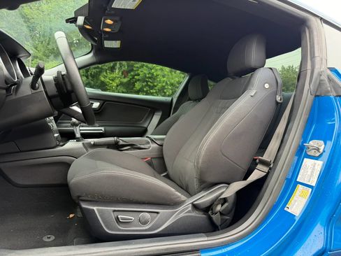 Used 2019 Ford Mustang Coupe w/ Equipment Group 101A RWD image 10