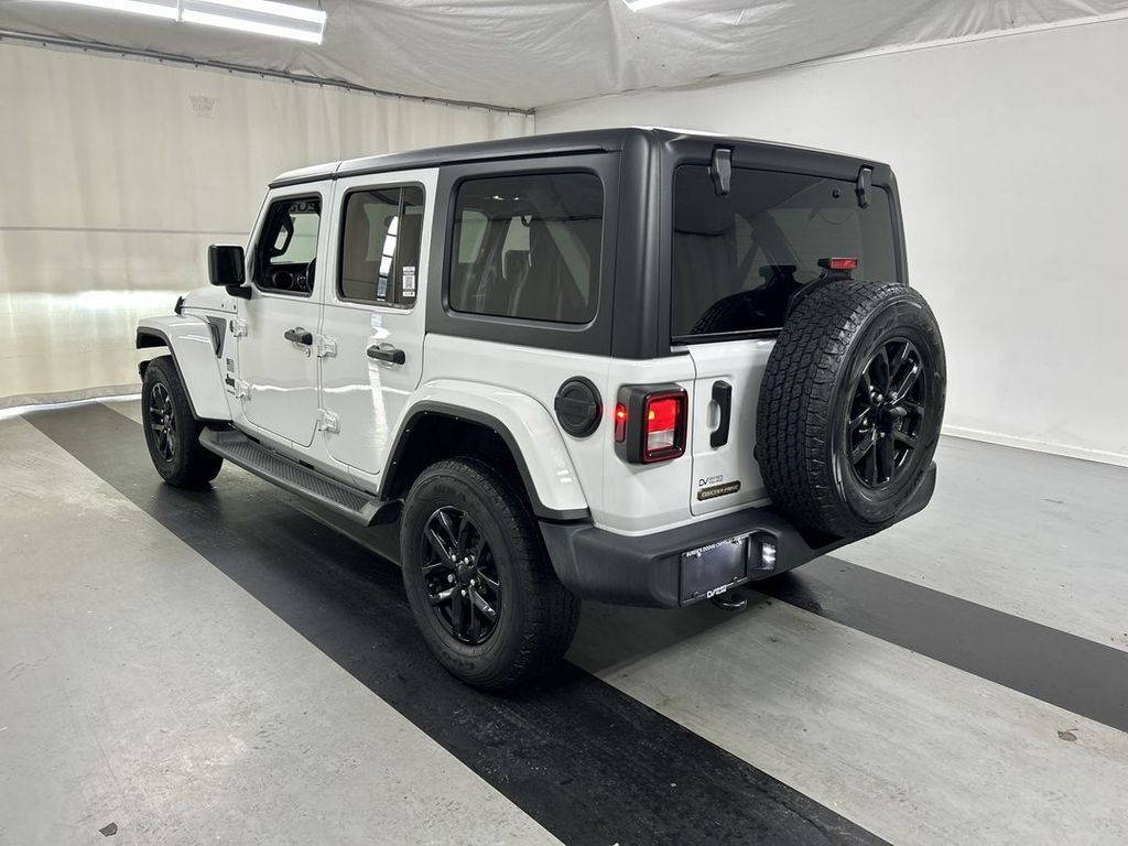 Used 2023 Jeep Wrangler Unlimited Sport AWD/4WD image 7