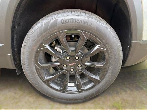 New 2026 GMC Terrain Elevation AWD/4WD image 9