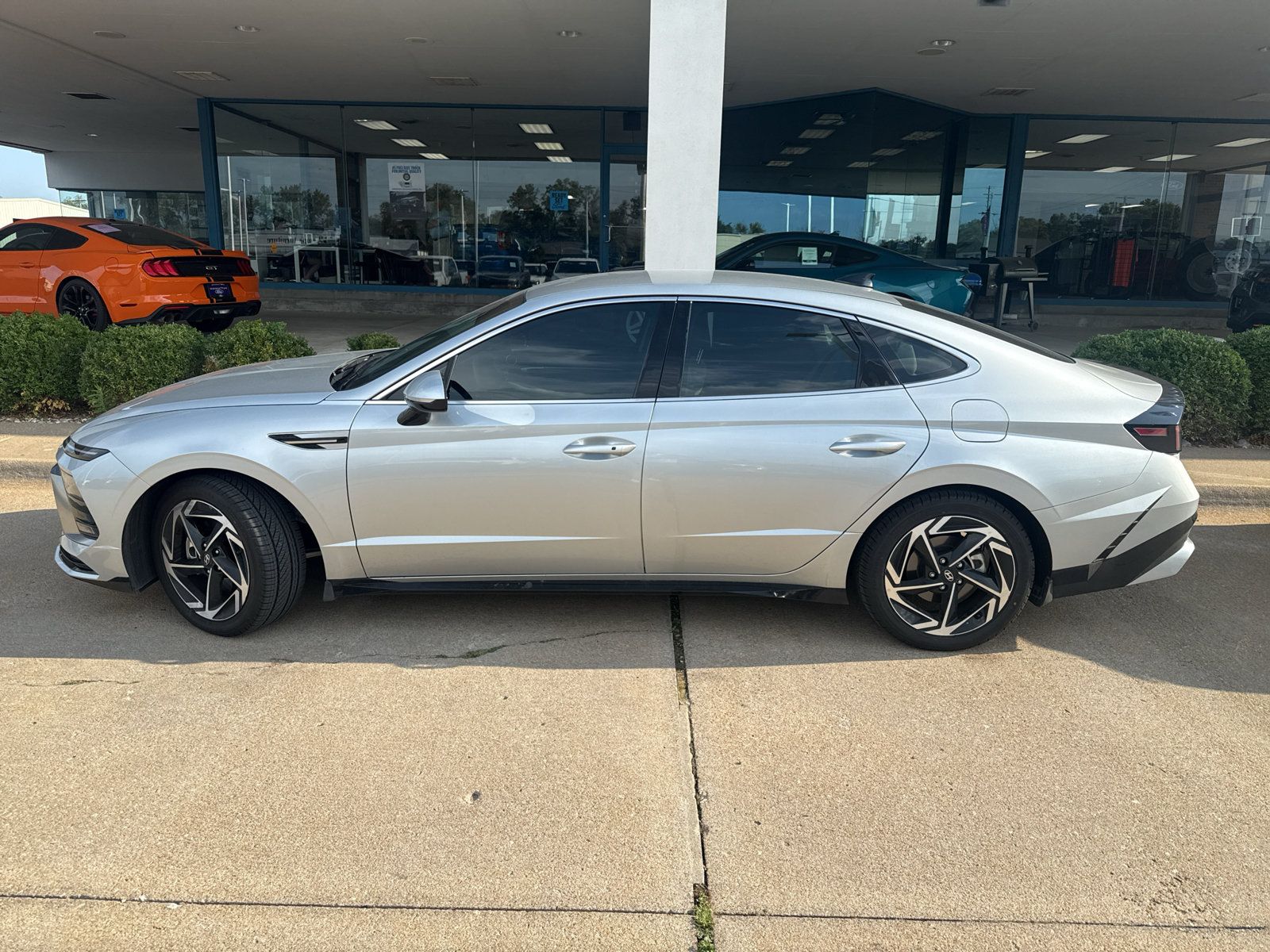 Used 2026 Hyundai Sonata SEL FWD image 13