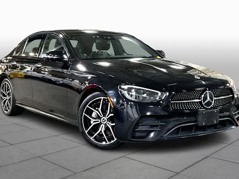 Used 2022 Mercedes-Benz E 350 Sedan image 3