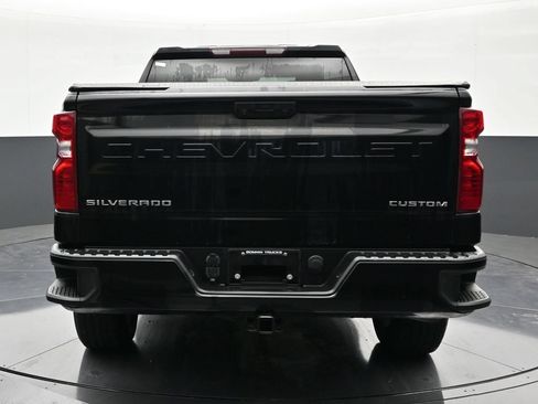 Used 2023 Chevrolet Silverado 1500 Custom RWD image 4
