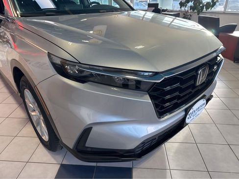 Used 2023 Honda CR-V EX-L image 5