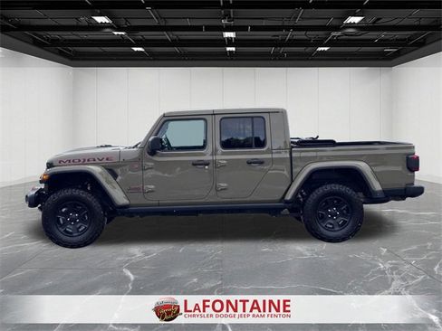 Used 2020 Jeep Gladiator Mojave image 2