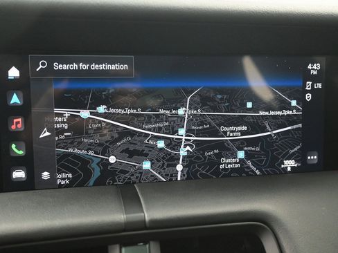 Used 2022 Porsche Taycan image 13