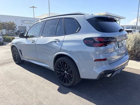 Used 2026 BMW X5 sDrive40i w/ M Sport Package RWD image 7