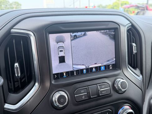 Used 2021 GMC Sierra 1500 AT4 w/ AT4 Premium Package AWD/4WD image 19