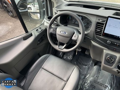 Used 2022 Ford E-Transit Medium Roof image 30