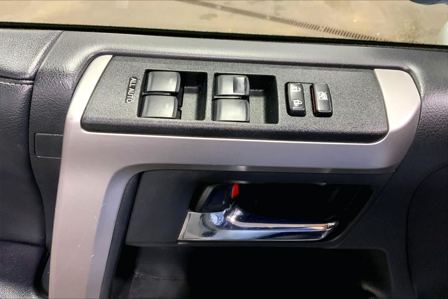 Used 2023 Toyota 4Runner TRD Sport AWD/4WD image 33