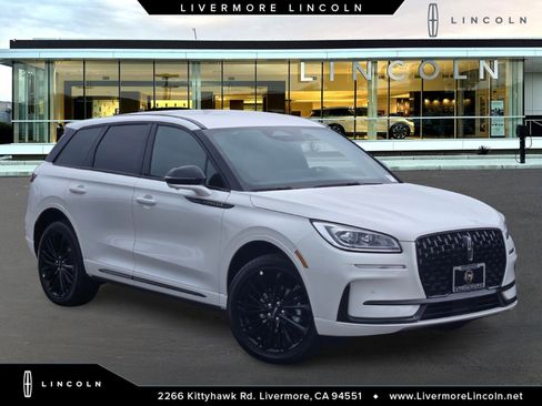 New 2025 Lincoln Corsair Reserve w/ Jet Appearance Package image 1