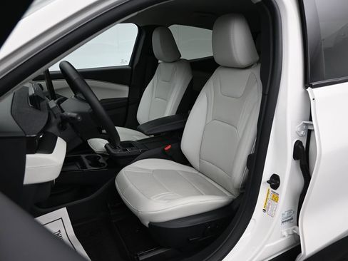 Used 2025 Ford Mustang Mach-E Premium w/ Interior Protection Package image 10