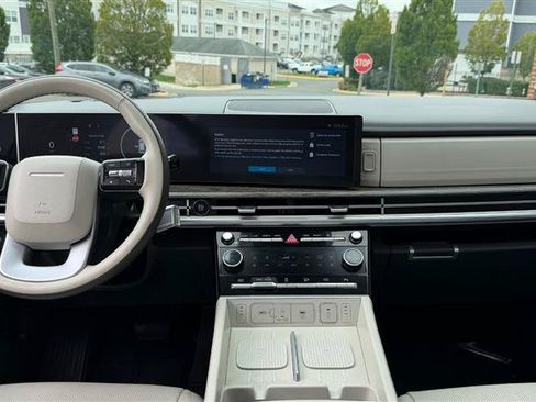 Used 2024 Hyundai Santa Fe Calligraphy FWD image 29