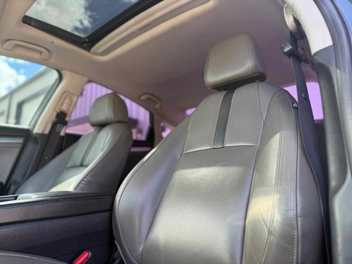 Used 2017 Honda Civic Touring image 27