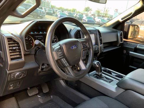 Used 2020 Ford F150 XLT w/ Equipment Group 302A Luxury AWD/4WD image 17