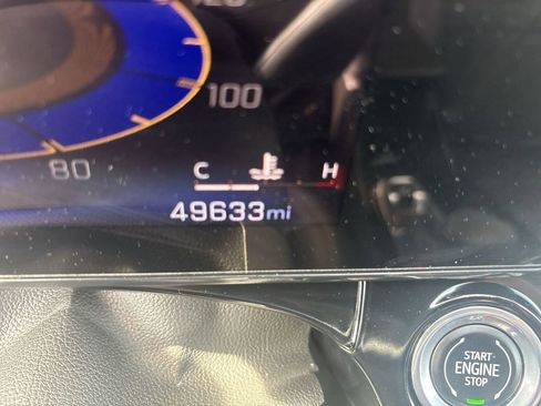 Certified 2024 Chevrolet Trax RS image 11