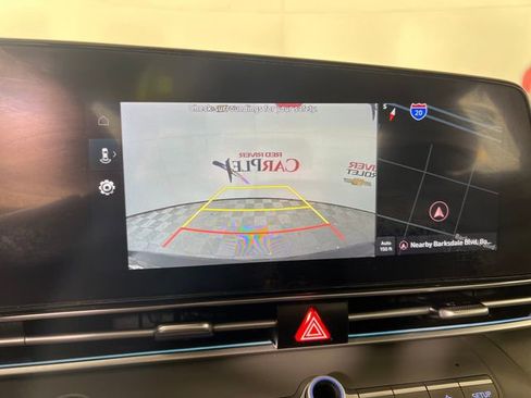 Used 2024 Hyundai Elantra SEL image 21