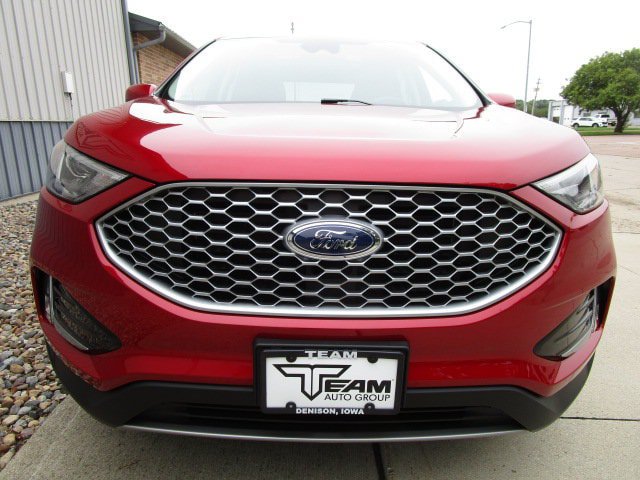 Used 2023 Ford Edge SEL w/ Convenience Package AWD/4WD image 2