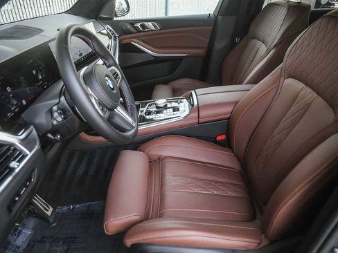 Used 2026 BMW X7 M60i image 14