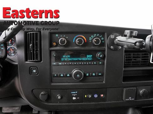 Used 2022 Chevrolet Express 2500 Extended w/ Driver Convenience Package RWD image 12