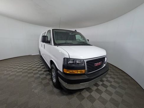 Used 2025 GMC Savana 2500 w/ Driver Convenience Package RWD image 23