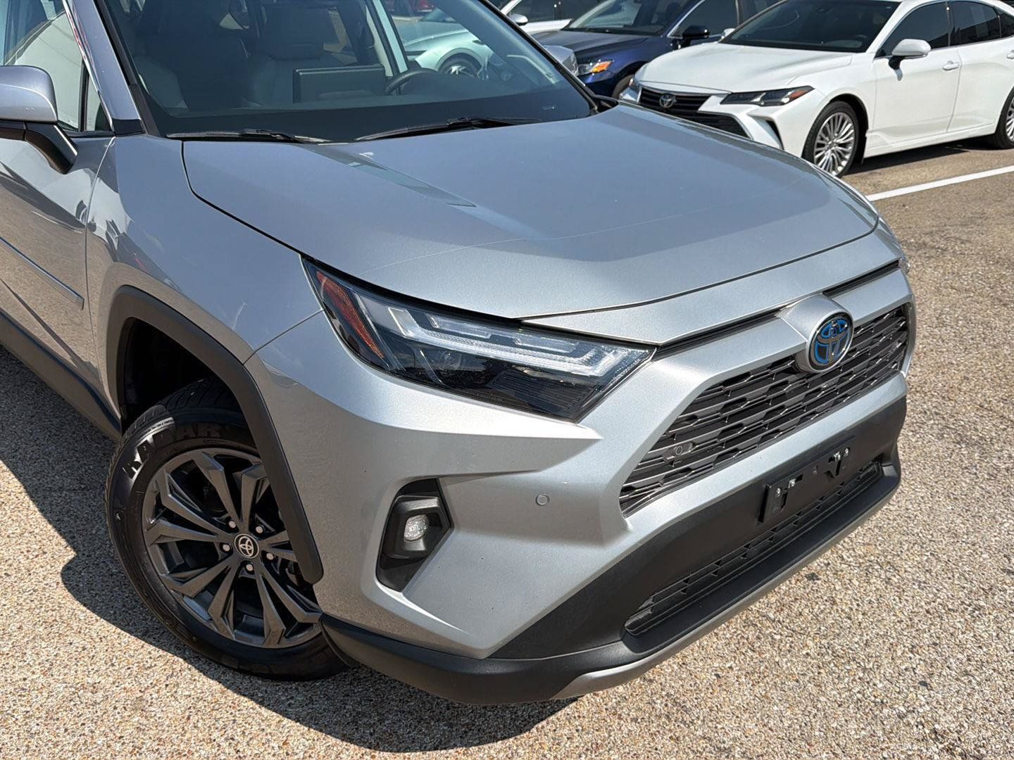 Certified 2024 Toyota RAV4 Limited AWD/4WD image 9