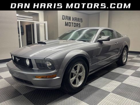 Used 2007 Ford Mustang GT Premium RWD image 1
