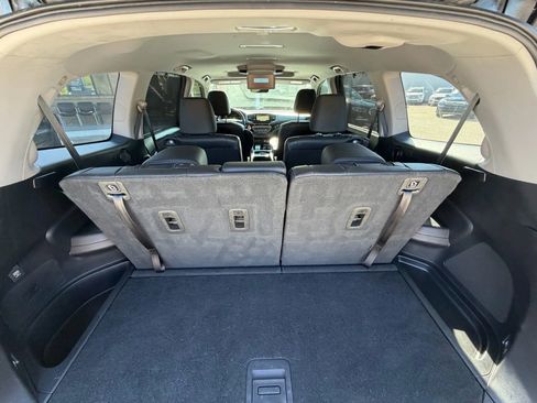 Used 2019 Honda Pilot Touring image 36