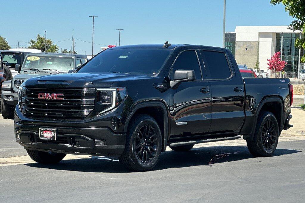Used 2023 GMC Sierra 1500 Elevation AWD/4WD image 8