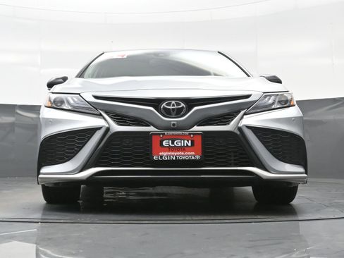 Used 2024 Toyota Camry XSE w/ Navigation Package image 30