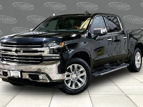 Used 2022 Chevrolet Silverado 1500 LTZ w/ LTZ Premium Package AWD/4WD image 3