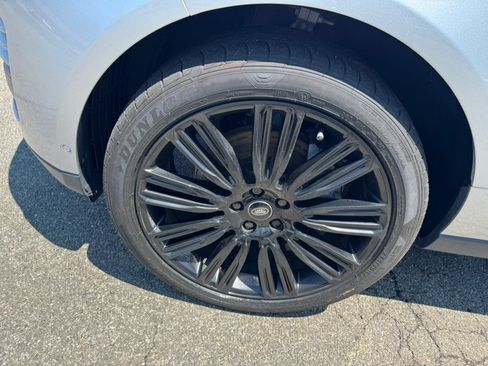 Used 2019 Land Rover Range Rover AWD/4WD image 12