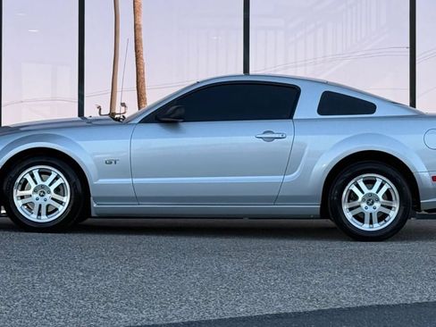 Used 2008 Ford Mustang GT Premium RWD image 5