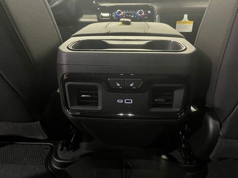 New 2026 GMC Sierra 1500 AT4 w/ AT4 Premium Package AWD/4WD image 21
