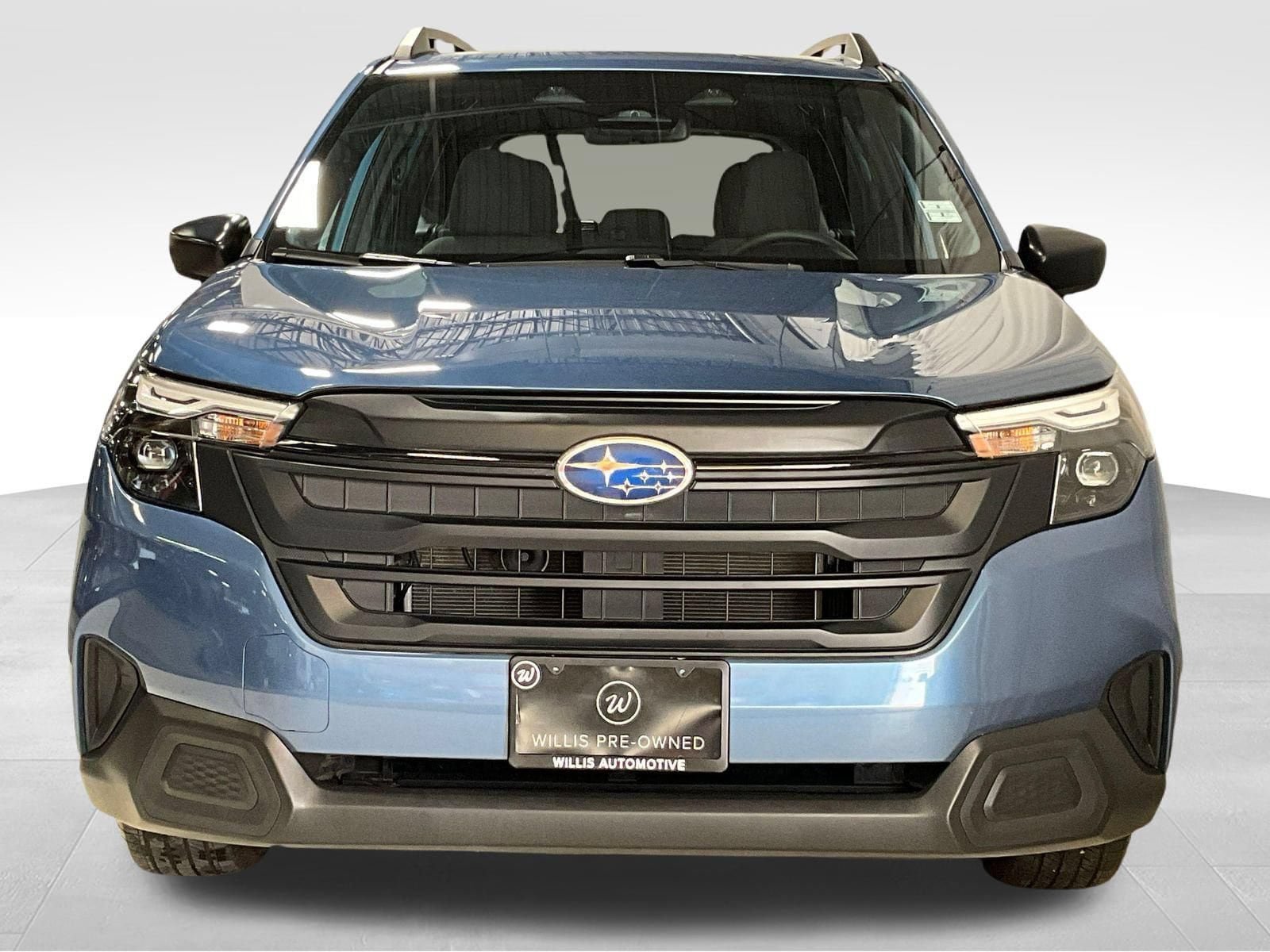 Used 2025 Subaru Forester AWD/4WD image 2