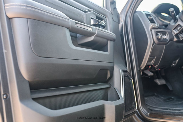 Used 2024 RAM 5500 4x4 Crew Cab image 28