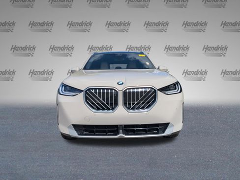 Used 2025 BMW X3 xDrive30i w/ Premium Package AWD/4WD image 5