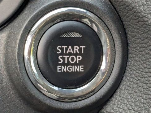 Used 2024 Mitsubishi Eclipse Cross LE image 33