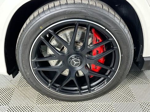 Certified 2022 Mercedes-Benz GLE 63 AMG S image 32