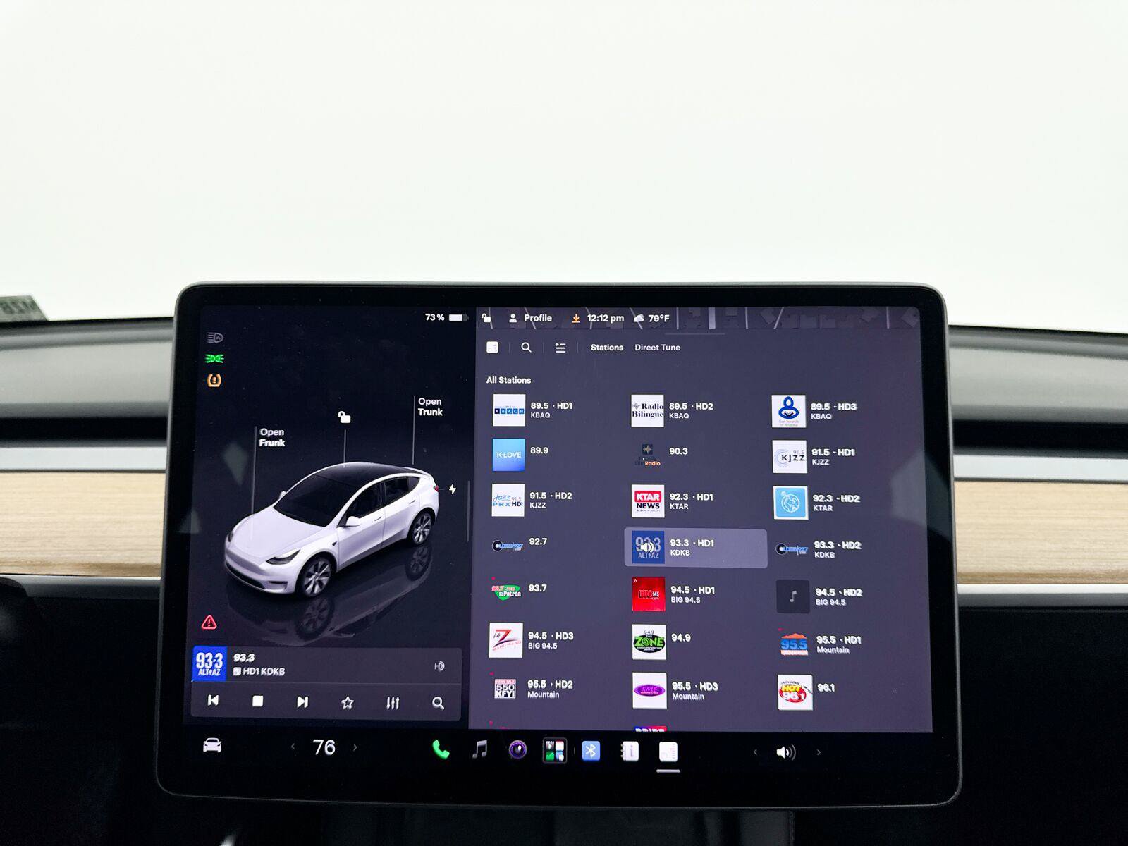 Used 2022 Tesla Model Y Long Range AWD/4WD image 24