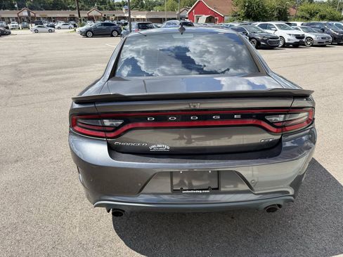 Used 2019 Dodge Charger GT RWD image 9