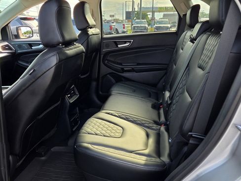Used 2024 Ford Edge Titanium AWD/4WD image 6