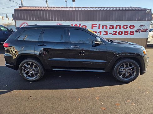 Used 2020 Jeep Grand Cherokee Limited X image 2