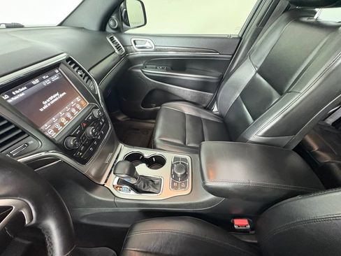 Used 2018 Jeep Grand Cherokee Limited w/ Trailer Tow Group IV AWD/4WD image 28