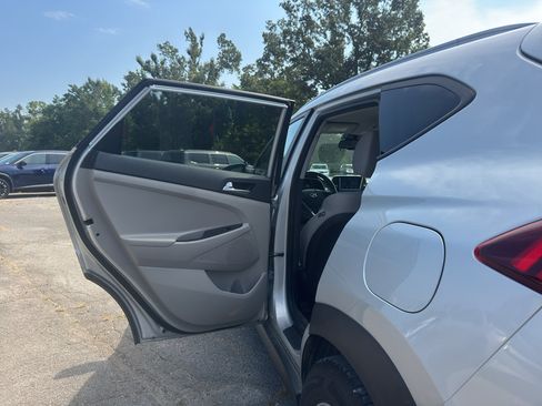 Used 2019 Hyundai Tucson Value AWD/4WD image 19